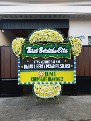 Papan Bunga Duka di Yambi