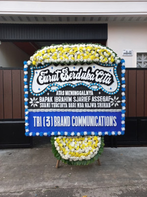 Papan Bunga Duka di Yambi